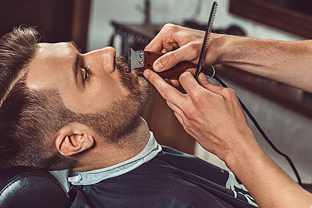 beard trim at dhanes unisex salon